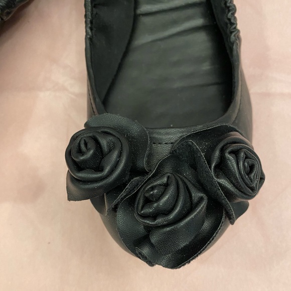 BCBGeneration Size 8 Black Ballet Flats - Picture 4 of 7